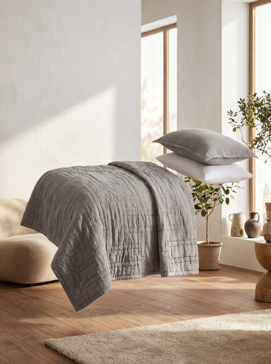 The Luxor Heritage Grid Quilt